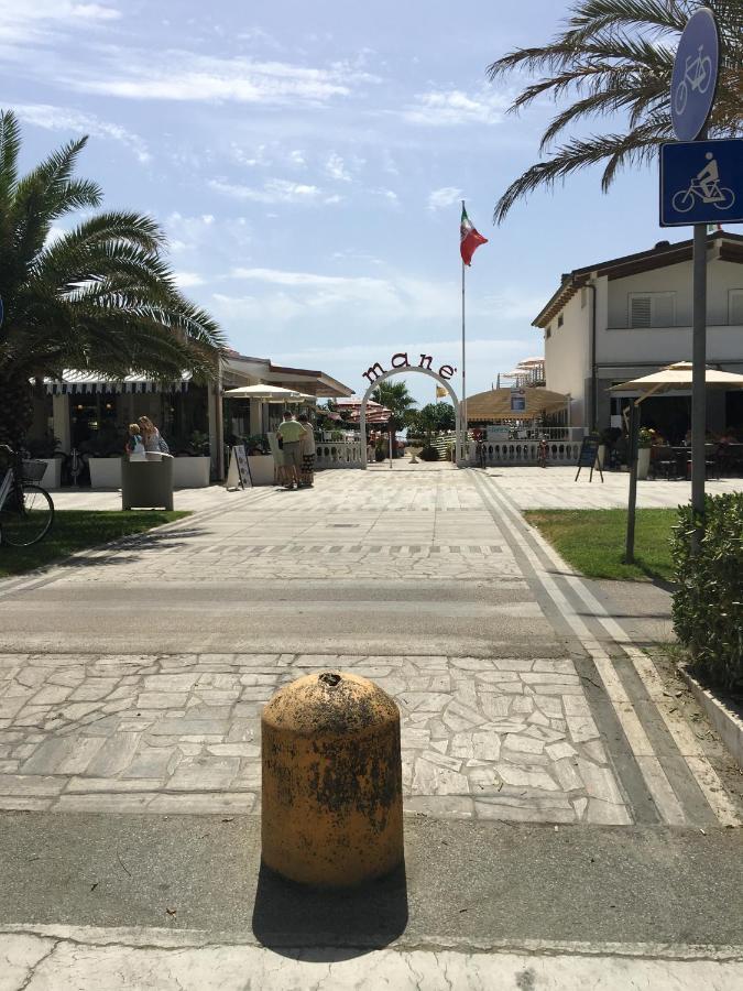 Hotel Mare Blu Lido di Camaiore Dış mekan fotoğraf